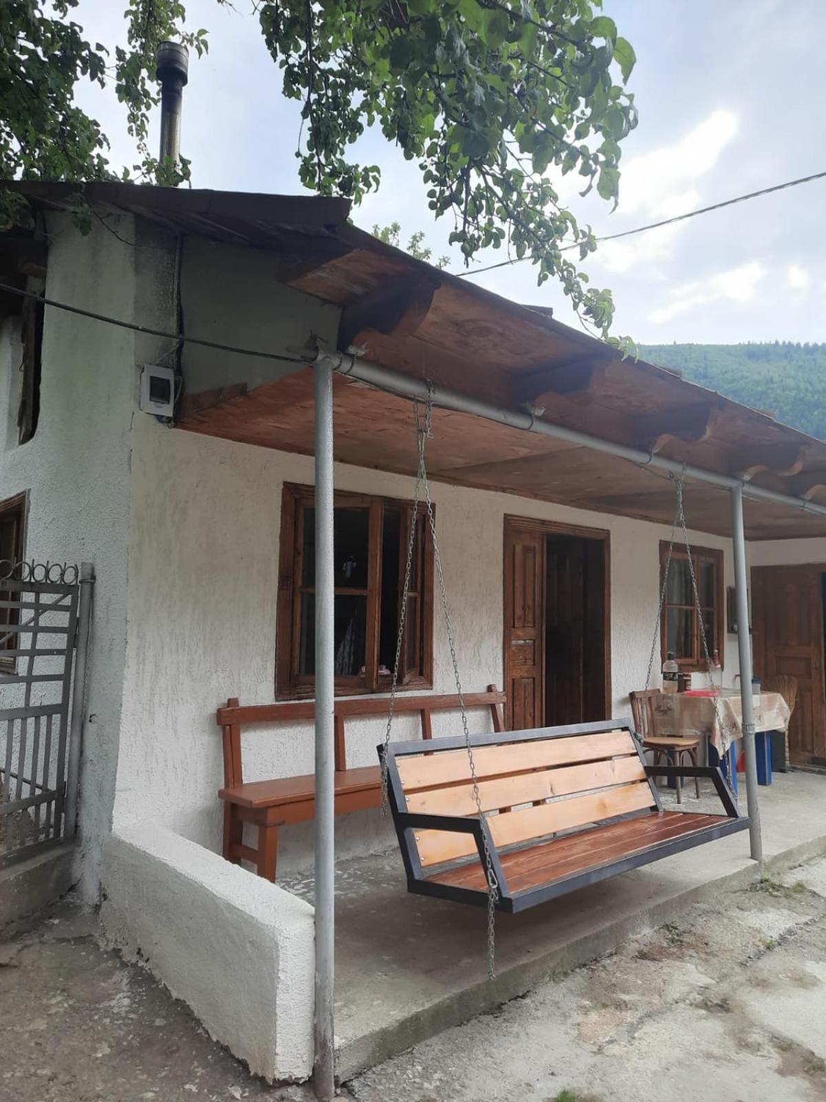 Guesthouse "Megi" Mestia Kültér fotó